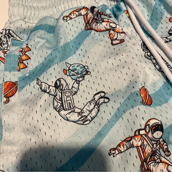 YoungLA 150 After Party Shorts Mens Small Astro Ballers Astronaut Mesh - Picture 6 of 6